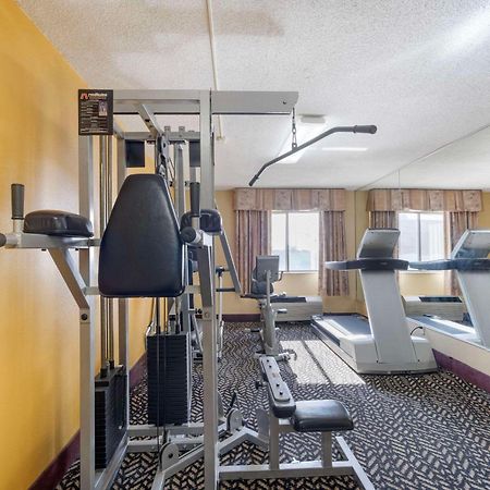 Quality Inn & Suites Bloomington University Area Exterior photo